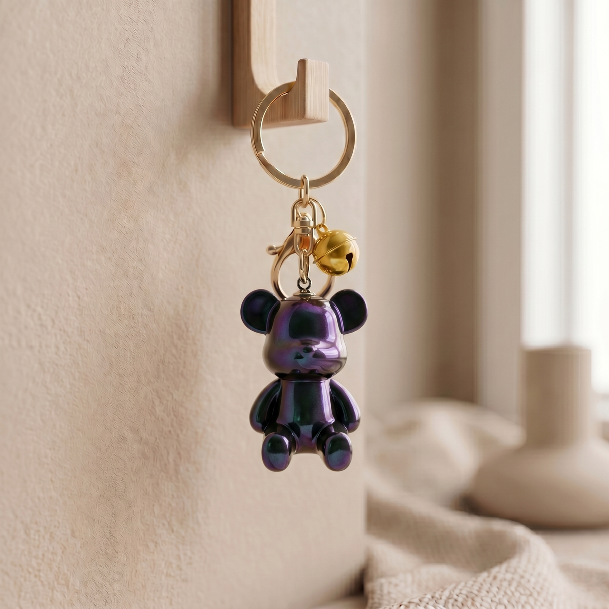 Decoor Bear Keychain Sitting